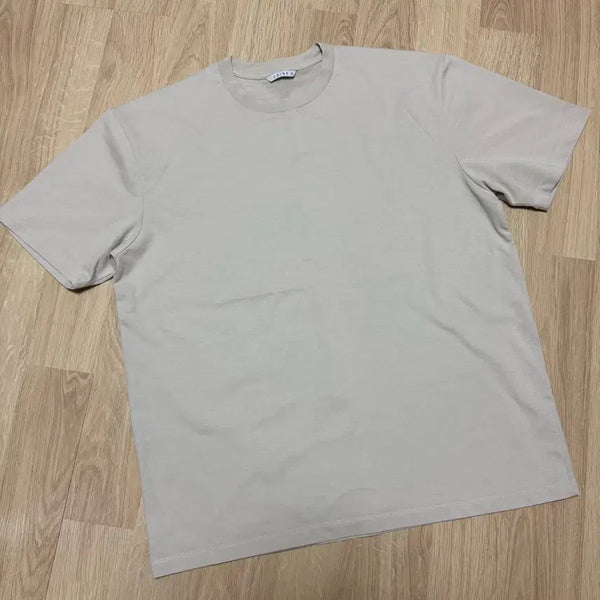 [BUNJANG] LAINE Beige Short Sleeve T-Shirt L / LAINE 레인 반팔 베이지 L 한번도안입음