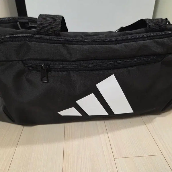 [BUNJANG] Adidas Defender Duffle Bag S / 아디다스 트레이닝 디펜더 더플백 S