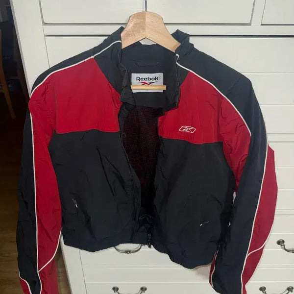 [BUNJANG] Reebok Windbreaker Jacket Red/Black / 리복 바람막이 자켓 레드/블랙