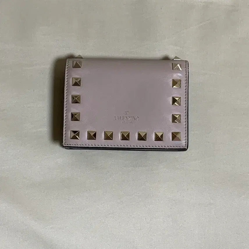 [BUNJANG] Valentino Rockstud Bi-Fold Wallet / 정품) 발렌티노 락스터드 반지갑