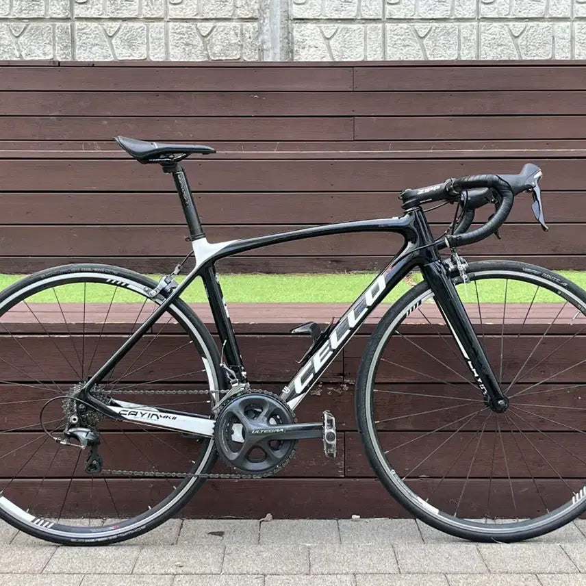 [BUNJANG] Cello Kain Mark 2 Full Carbon Road Bike - Ultegra Groupset / 첼로 케인 마크2 풀카본 로드 판/대