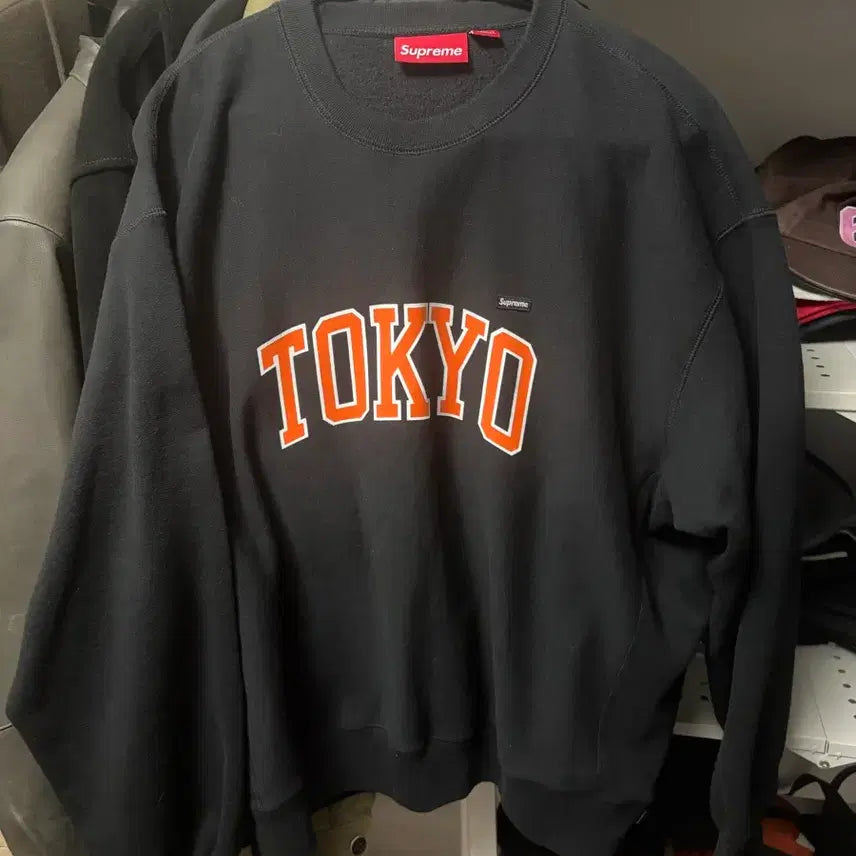 [BUNJANG] Supreme Tokyo Sweatshirt Medium / [M] 슈프림 도쿄 맨투맨