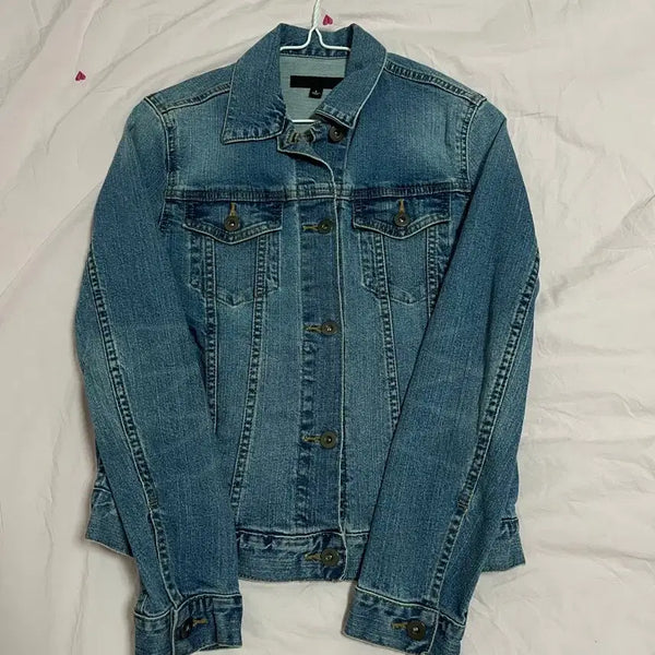 [BUNJANG] Uniqlo Women's Denim Jacket / 유니클로 청자켓