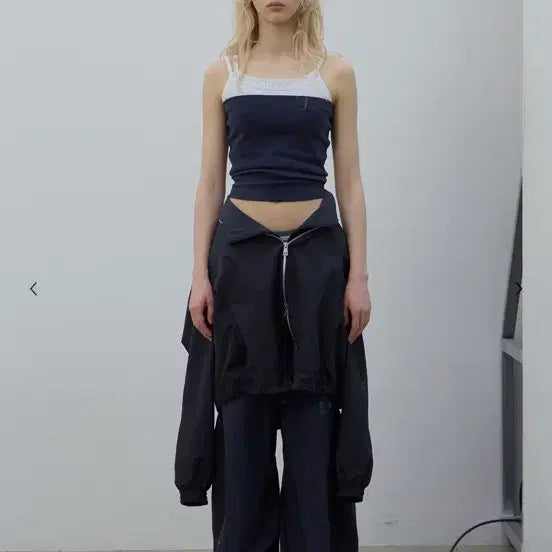 [BUNJANG] LCDC Triple Layered Sleeveless Top Navy / LCDC 트리플 레이어드 탑 네이비