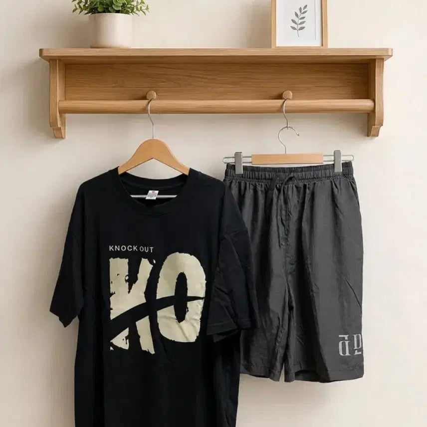 [BUNJANG] Men's Casual Short Sleeve T-Shirt and Shorts Set / 남성 상하의 세트 새상품