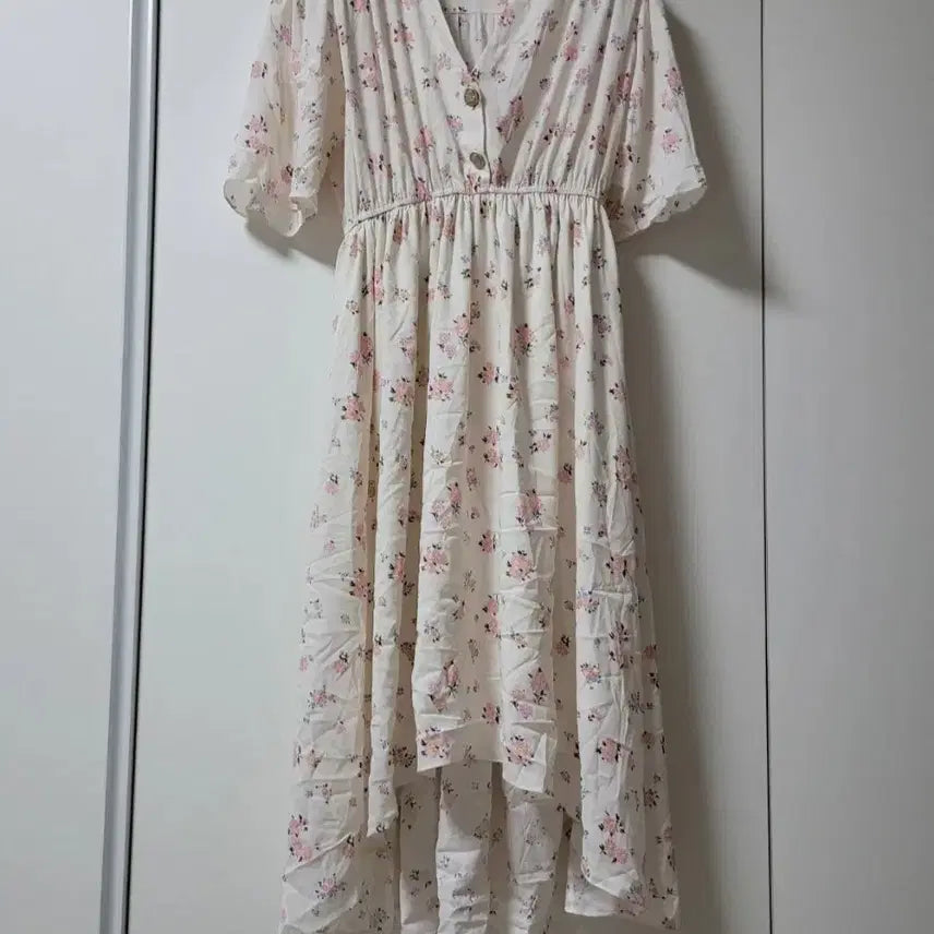 [BUNJANG] Floral Print V-Neck Midi Dress / 플라워 반팔 브이넥 원피스