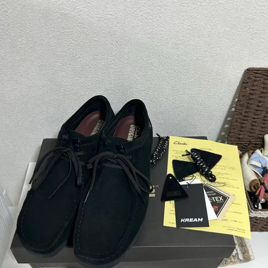 [BUNJANG] Clarks Wallabee Gore-Tex Black UK 9.5 / [285][UK9.5] 클락스 왈라비 고어텍스 블랙