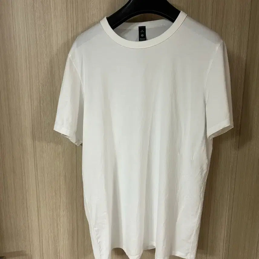 [BUNJANG] Lululemon Fundamental T-Shirt Set (Black/Navy/White) / 룰루레몬 펀더멘털 티셔츠 3장드림(블랙/네이비/화이트)