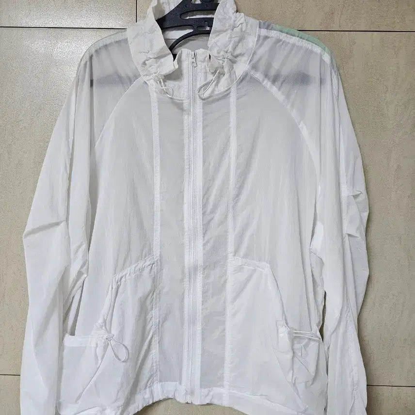 [BUNJANG] Lightweight Windbreaker Jumper (Size 55-77) / 새상품 바람막이 점퍼 55~77