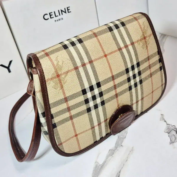 [BUNJANG] Burberry Classic Flap Shoulder Bag Crossbody Bag / (정품) 버버리 클래식 플랩 숄더백 크로스백 여성가방