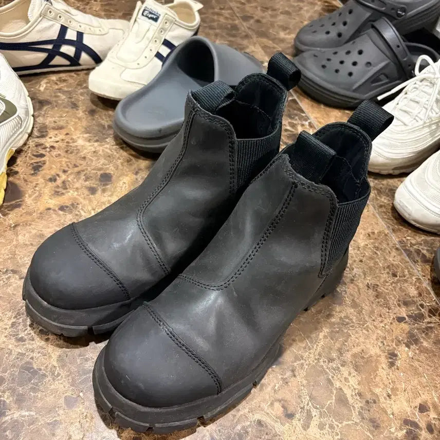[BUNJANG] COS Rubber Chelsea Boots / 코스 러버 첼시 부츠