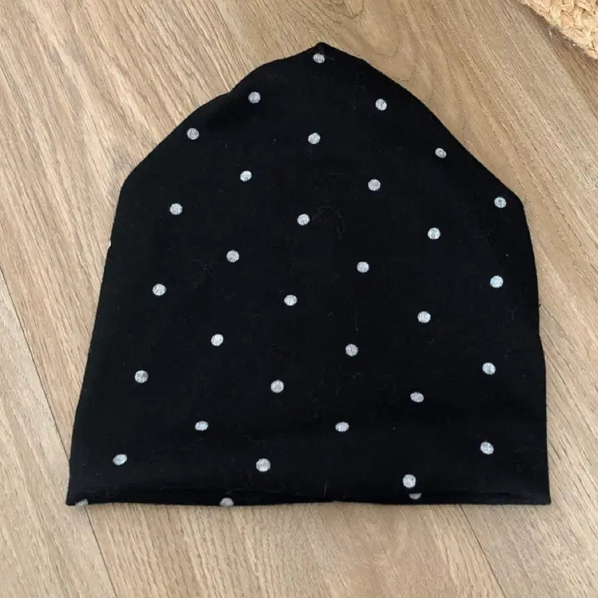 [BUNJANG] Dot Pattern Warmer Beanie Hat / 기모 도트 패턴 워머 비니 모자
