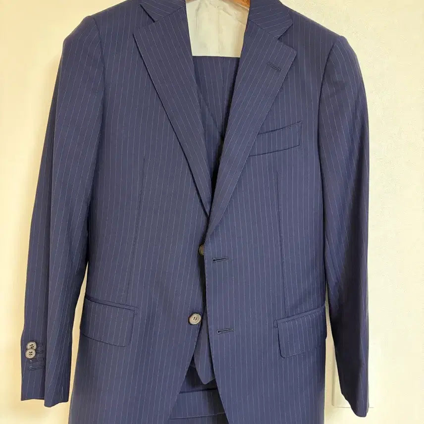 [BUNJANG] SUITSUPPLY Navy Stripe Three-Piece Suit 46 / SUITSUPPLY 네이비 스트라이프 스리피스 수트