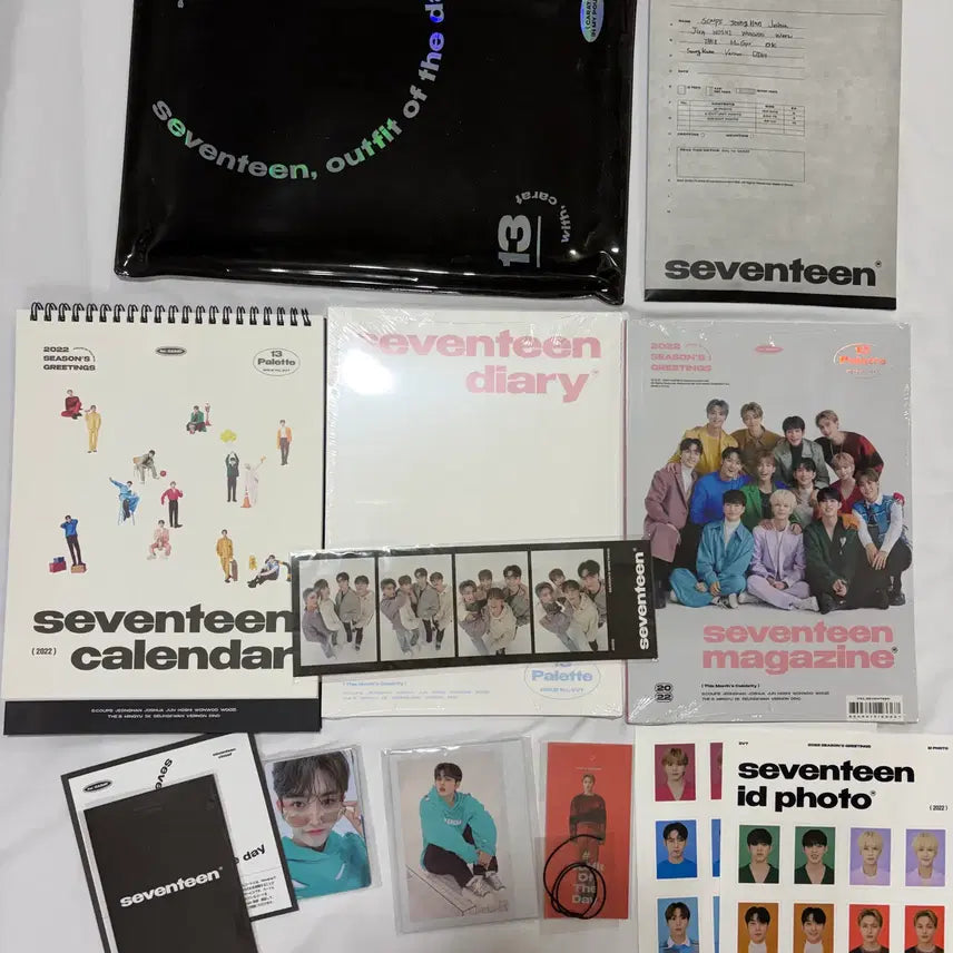[BUNJANG] SEVENTEEN 2022 Season's Greetings Full Set (Digital Code Available) / 세븐틴 2022 시그 시즌 그리팅 풀구성(디코 사용 가능)