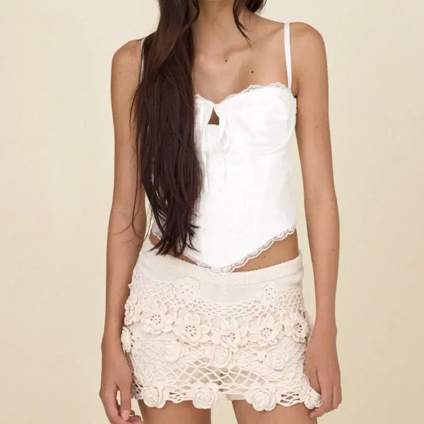 [BUNJANG] Glowny Blooming Corset Top White M / 글로니 블루밍 코르셋 탑 화이트m