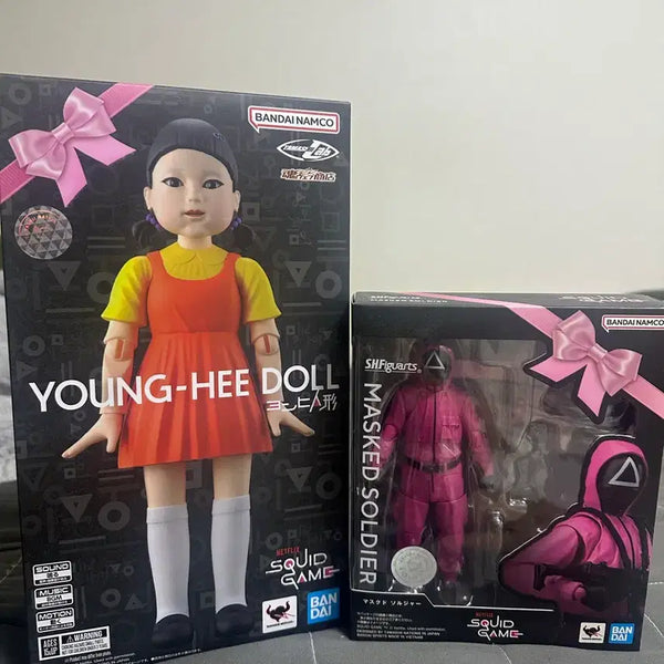 [BUNJANG] Bandai Tamashii Lab Young-Hee & S.H.Figuarts Masked Soldier Squid Game Figure Set (2 Figures) - Sealed / [완전새상품] 오징어게임 타마시랩 영희 & S.H.Figuarts 핑크요원 피규어 2종 일괄