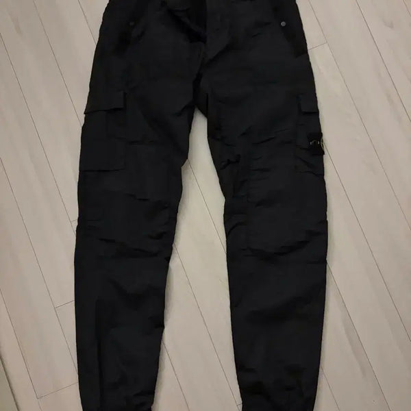 [BUNJANG] Stone Island Nylon Cargo Pants Black / 스톤아일랜드 나일론 카고 팬츠 블랙