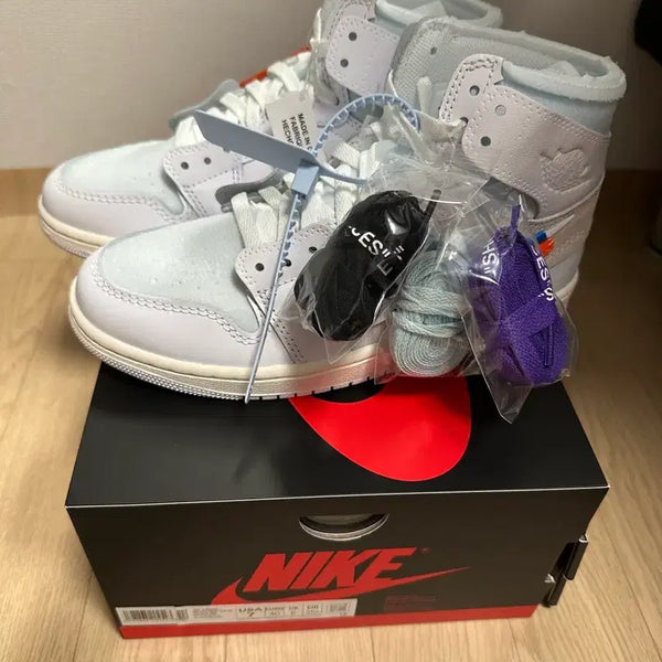 [BUNJANG] Air Jordan 1 x Virgil Abloh Archive Retro High 'A La Mode' Sneakers / (250)조던 1 x 버질 아블로 아카이브 레트로 하이 알래스카 화이트