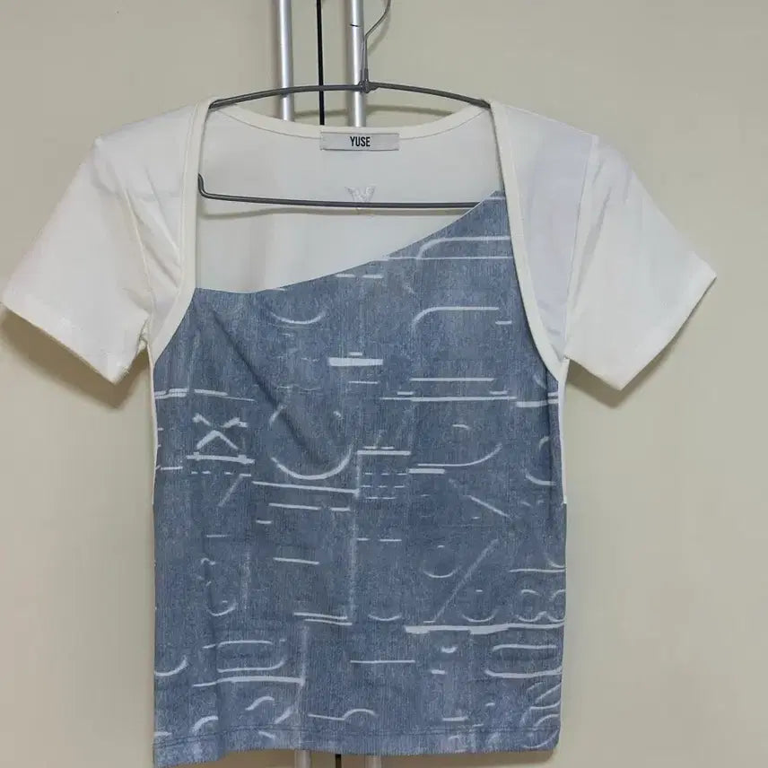 [BUNJANG] YUSE Short Sleeve T-Shirt / YUSE 반팔티셔츠