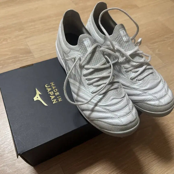 [BUNJANG] Mizuno Morelia Neo Sala Beta Japan TF 265mm Soccer Cleats / 미즈노 모렐리아 네오 살라 베타 재팬 TF 265mm