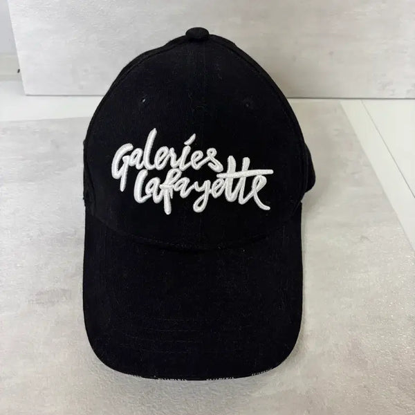 [BUNJANG] Galeries Lafayette Embroidered Ball Cap / 명품 스타일 블랙 화이트 자수 볼캡