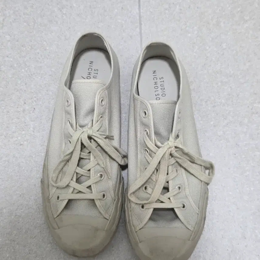 [BUNJANG] Studio Nicholson Moonstar Dove Color Size 250 / 스튜디오니콜슨 문스타 도브 색상 250