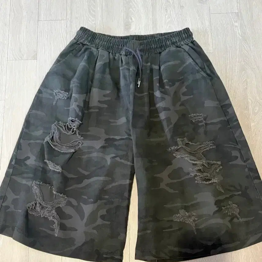 [BUNJANG] Camouflage Bermuda Shorts / 카모버뮤다팬츠