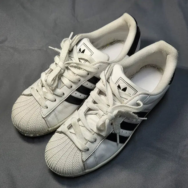 [BUNJANG] Adidas Superstar White/Black (265) / 네고가능) 아디다스 슈퍼스타 흰검(265)