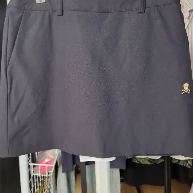 [BUNJANG] Mark &ロナ Black Skirt / 마크앤로나 블랙 스커트
