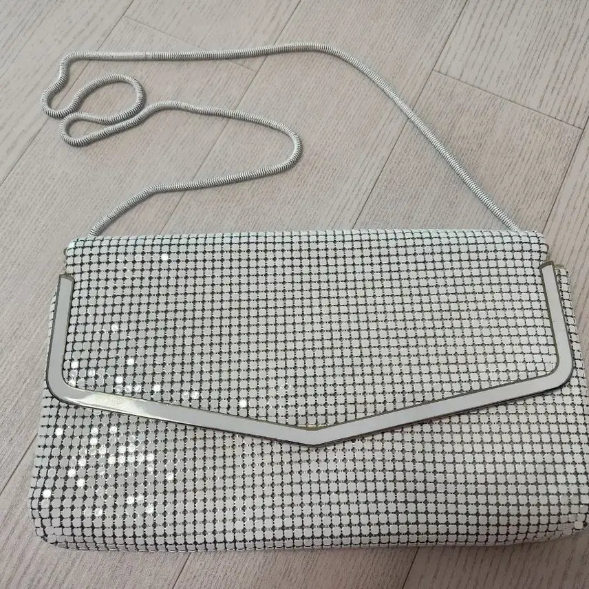 [BUNJANG] FURLA Chain Shoulder Bag White Mesh / 훌라 체인 숄더백 화이트