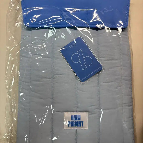 [BUNJANG] ONew Percent Laptop Pouch Japan Only Photocard Included / 온유 퍼센트 랩탑 노트북 파우치 재팬온리 포카포함