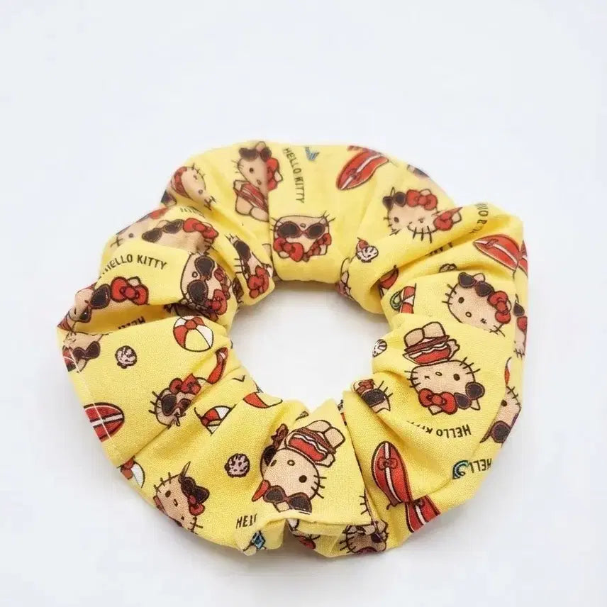 [BUNJANG] Tanning Hello Kitty Scrunchie (Summer) / 태닝헬로키티 스크런치(썸머)