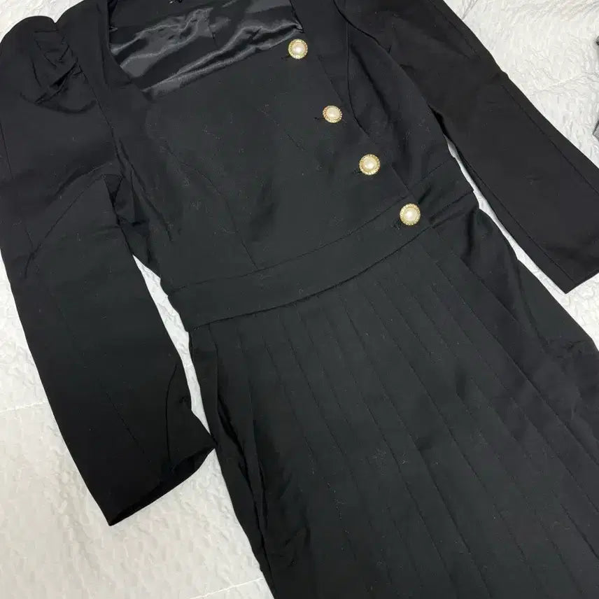 [BUNJANG] Zara Black Mini Dress with Gold Buttons (S) / <새상품> 자라 원피스 s
