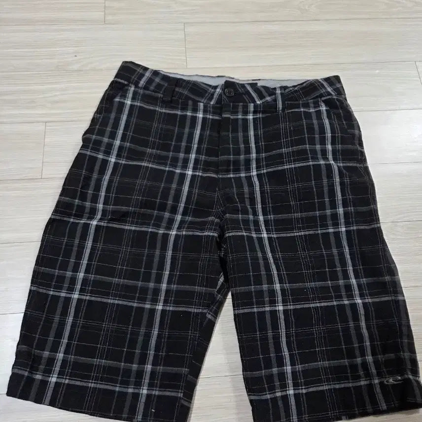 [BUNJANG] O'Neill Check Shorts Black / oneill체크 반바지 블랙