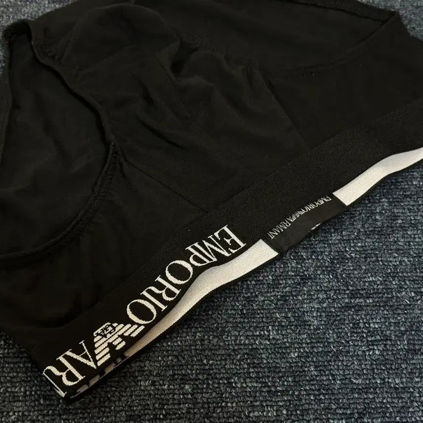 [BUNJANG] Emporio Armani Men's Briefs Trunks / 엠포리오 아르마니 남자 삼각 속옷 판매/드로즈/남자팬티/바디프로필