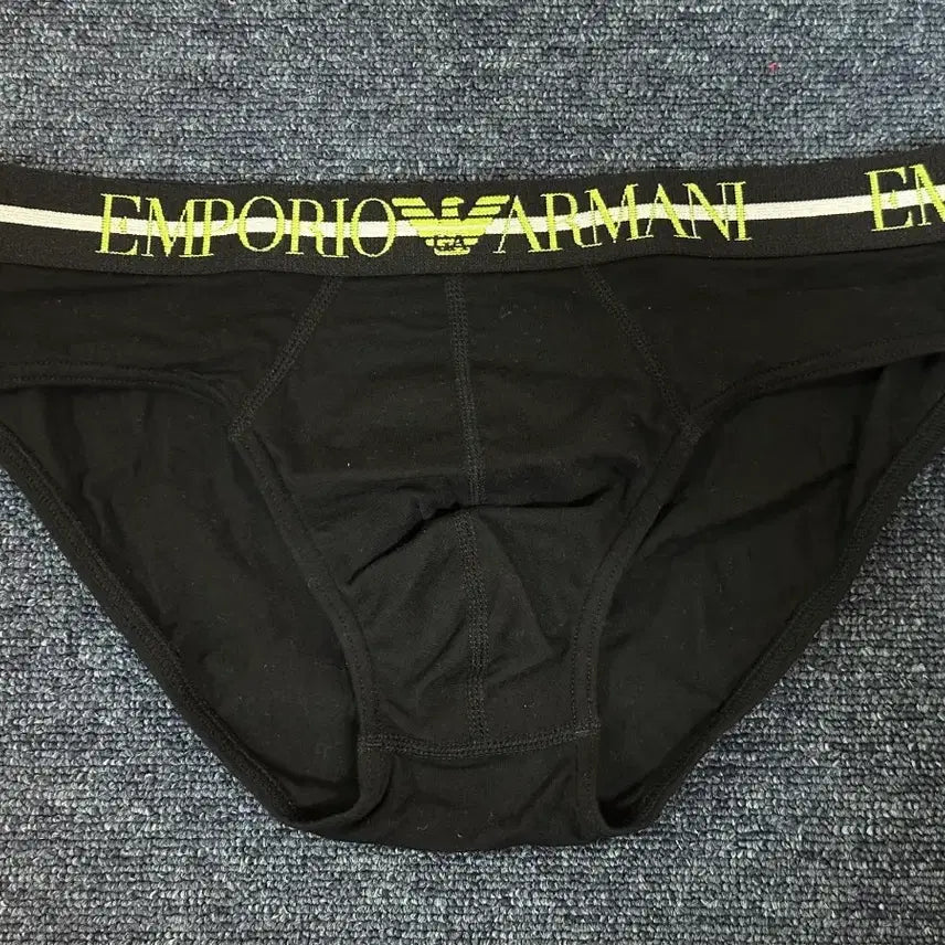 [BUNJANG] Emporio Armani Men's Triangle Underwear Briefs / 엠포리오 아르마니 남자 삼각 속옷 판매/드로즈/남자팬티/바디프로필