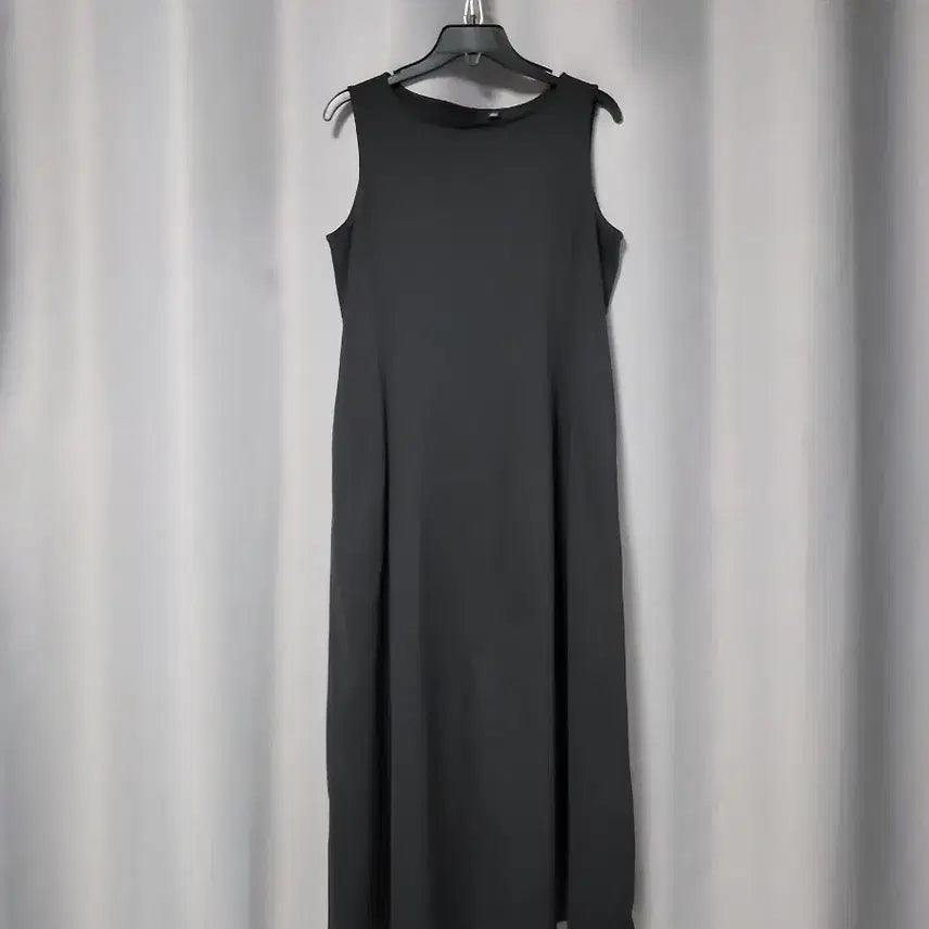 [BUNJANG] Uniqlo Sleeveless Spandex Dress / 유니클로 민소매 스판 원피스