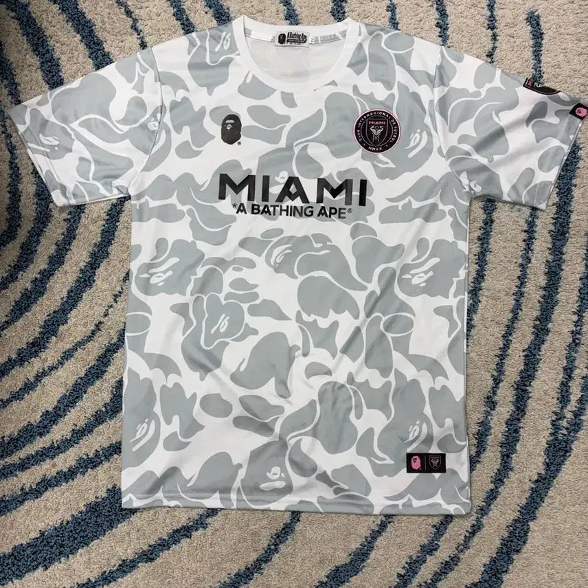 [BUNJANG] BAPE Inter Miami Camo Short Sleeve T-Shirt / 베이프 인터마이애미 카모 반팔 티셔츠