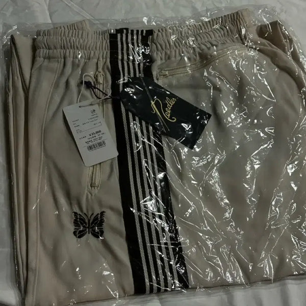 [BUNJANG] Needles x Studios H.D. Track Pants Ivory S / 니들스 x 스튜디오스 hd 트랙 아이보리 S