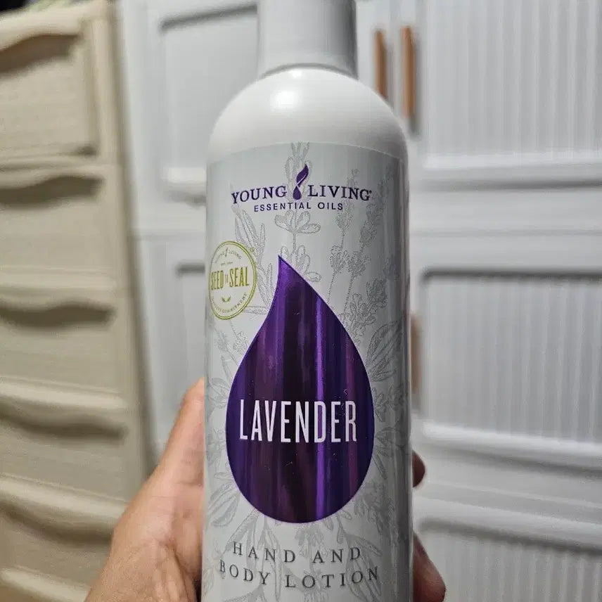 [BUNJANG] Young Living Lavender Hand & Body Lotion 226g / 영 리빙 라벤더 핸드 앤 바디 로션 226g (새상품)