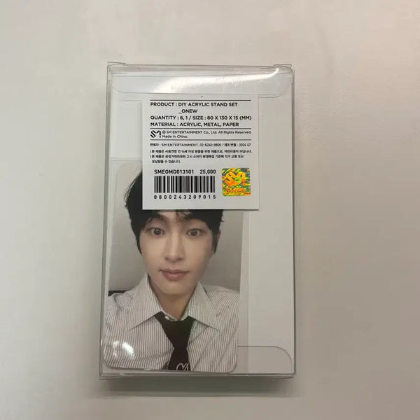 [BUNJANG] SHINee ONEW 16th Anniversary Goods Acrylic Stand Set with Photocard / 온유 샤이니 16주년 굿즈 아크릴 스탠드 세트 포카 포함