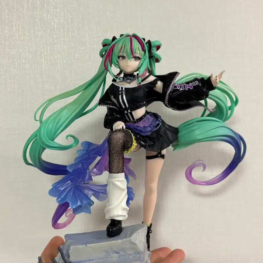 [BUNJANG] Miku Futurism Punk Figure / 미쿠 피규어리즘 펑크 피규어