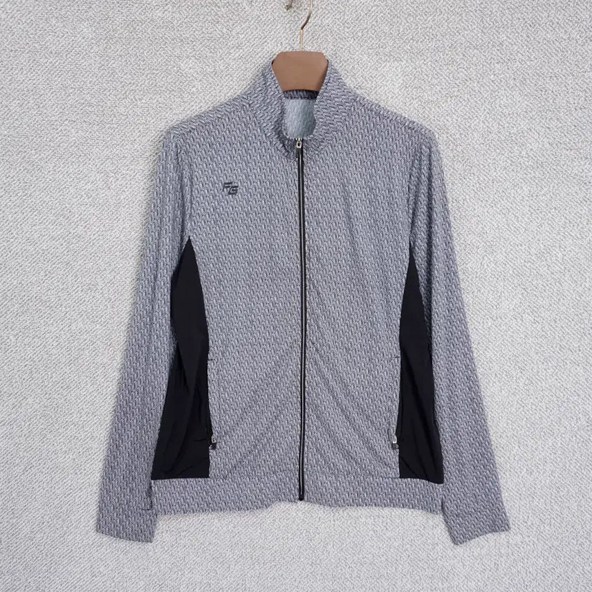 [BUNJANG] Phantom Golf 21SS Women's Cooling Lettering Zip-Up Jacket (Size 95) / 팬텀 골프 21SS 여성 냉감 레터링 집업 자켓 95size