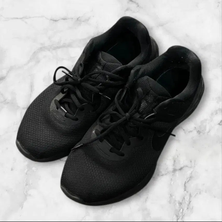[BUNJANG] Nike Revolution 6 Next Nature Men's Running Shoes Size 280 / 나이키 레볼루션 6 넥스트 네이처 280