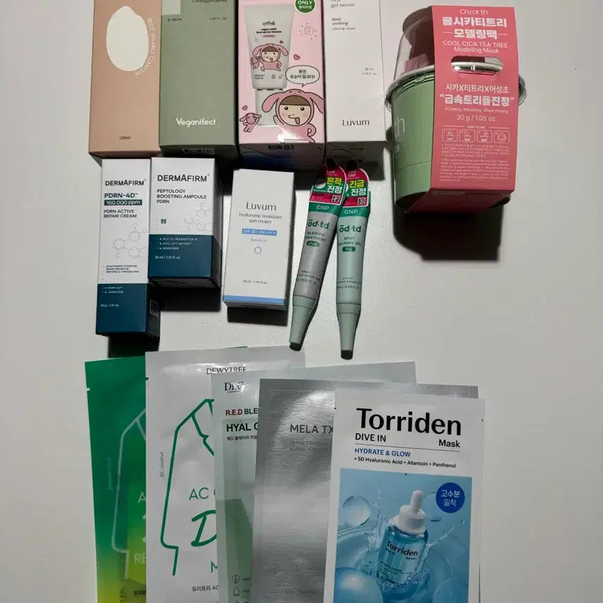 [BUNJANG] Bundle of Various Skincare Products / 새화장품 일괄 75000원