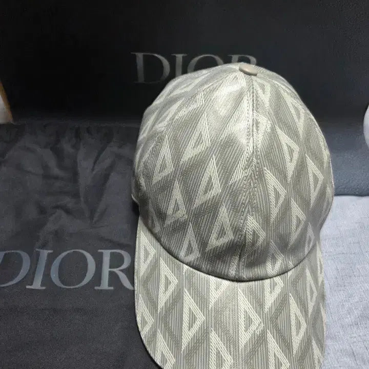 [BUNJANG] Dior Diamond Pattern Ball Cap L / [정품 / 백화점판] 디올 다이아 볼캡 새상품