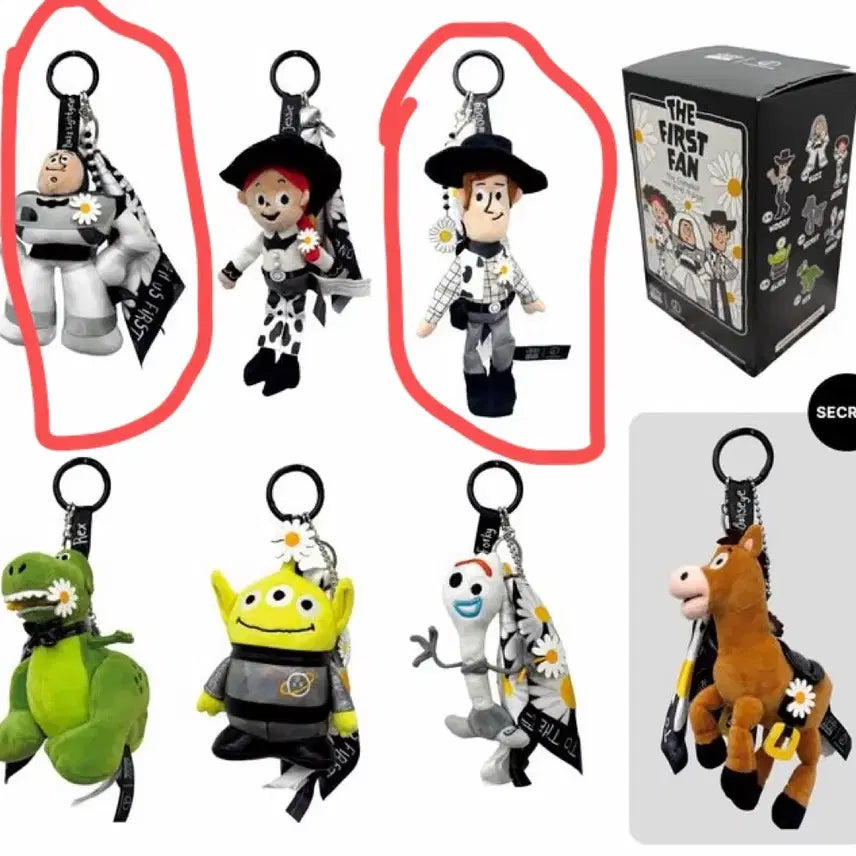 [BUNJANG] PEACEMINUSONE Toy Story Collaboration Random Keyring Buzz Woody / 현물)더퍼스트팬 팝업 토이스토리 피마원 지디 피스마이너스원 랜덤 키링 버즈 우디