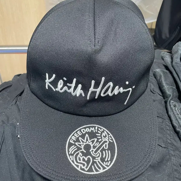 [BUNJANG] Mastermind x Keith Haring Collaboration Baseball Cap / 마스터 마인드 x 키스 해링 캡