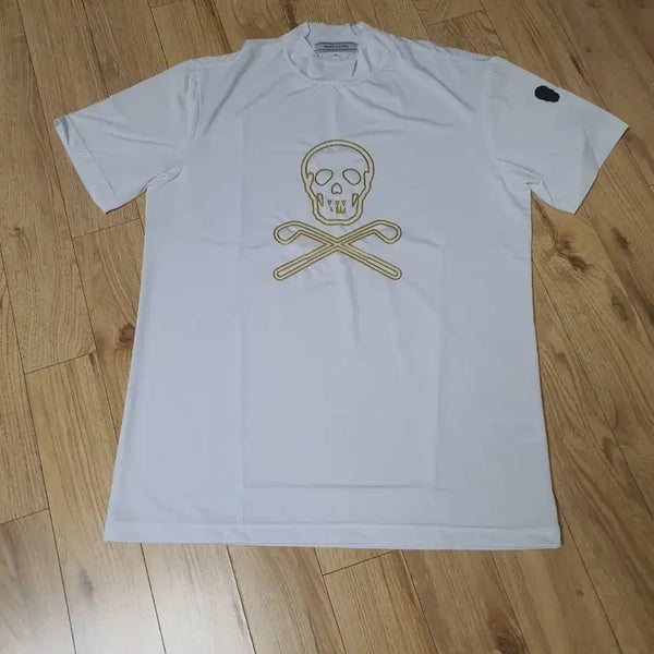 [BUNJANG] Mark &ロナ Skull Logo Short Sleeve T-shirt White / 마크앤로나 골프웨어 스컬 로고 반팔 티셔츠 화이트( 95사이즈 )