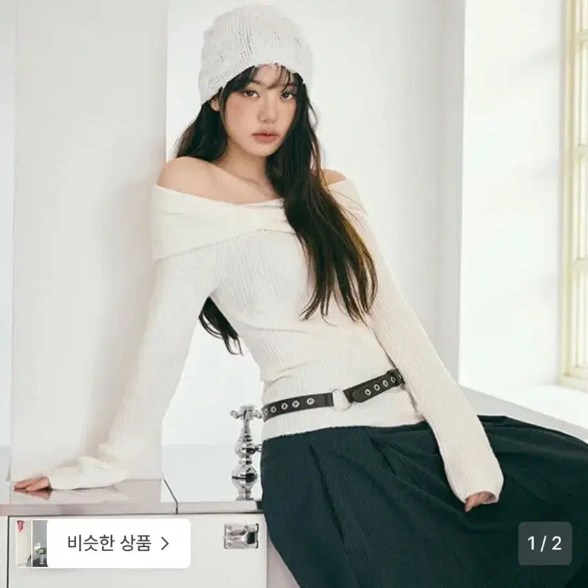 [BUNJANG] Rollerama Wool Blended Twist Button Off Shoulder Knit - Ivory / 로라로라 wool blended twist button off shoulder knit ivory